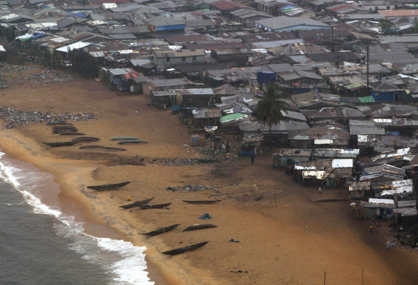 12-cidades-mais-sombrias-do-planeta-terra_west-point-monrovia-liberia