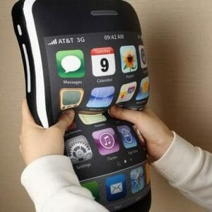 icushion-iphone-pillow_1