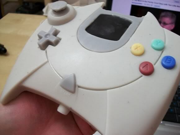 Sabonete em forma de controle do Dreamcast