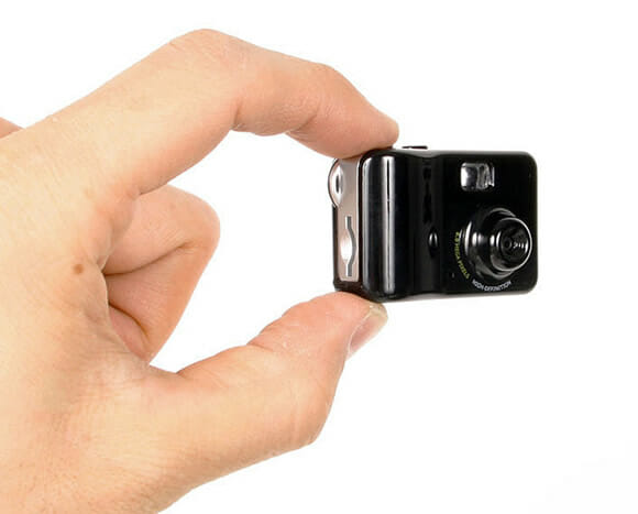 Capture seus momentos com uma Câmera do tamanho do seu salário!