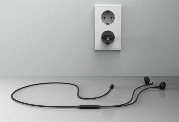 Plug and Play - Um curioso MP3 player em forma de plugue de tomadas.