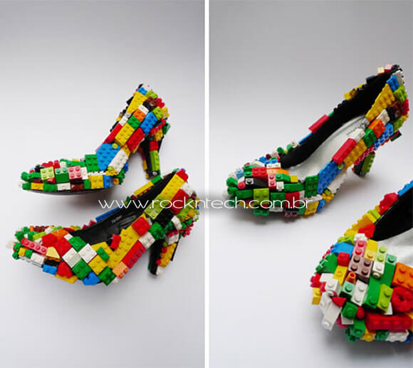A moda agora é: Sapato de salto alto de LEGO!