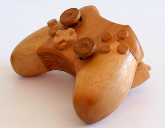 Um Xbox feito inteiramente de madeira!