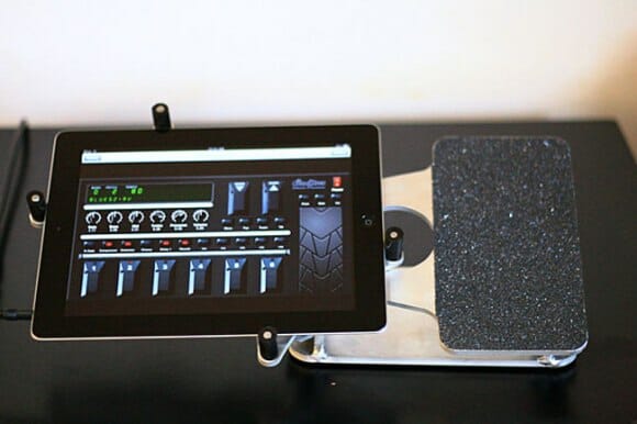 Com o iWah seu iPad se transforma em uma pedaleira para guitarras!