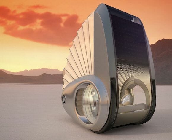 ECCO - Um estranho veículo futurista que se transforma em um trailer.
