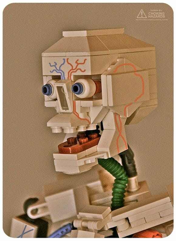 Aprender anatomia humana com um esqueleto humano feito de LEGO é muito mais divertido!