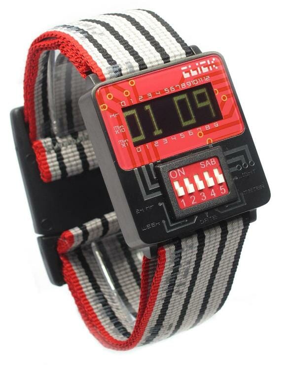 Fuja do padrão com relógios de pulso retrô inspirados em componentes eletrônicos!