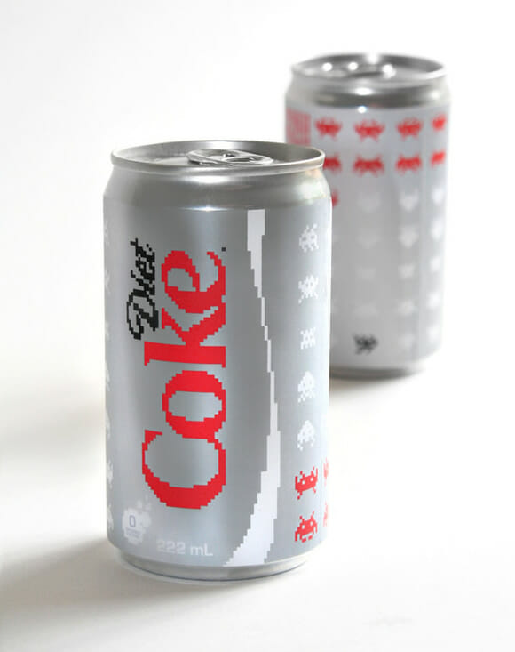 Coca-Cola edição Space Invaders