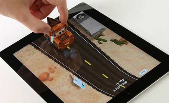 Disney lança linha de brinquedos que interagem com o iPad. (com vídeo)