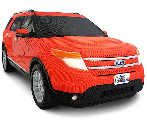 Um Ford Explorer feito com mais de 382 mil peças de LEGO! (com vídeo)