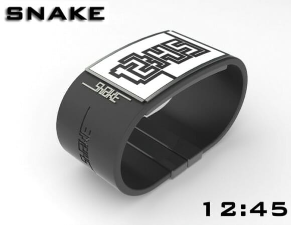 Relógio de pulso baseado no game "Snake" mostra as horas no estilo do game