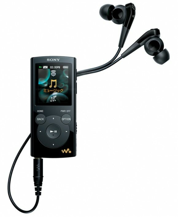 Nova linha de MP3 Players Sony Walkman NW-E060 já saem de fábrica com Speakers