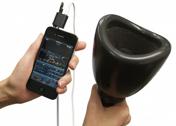 Microfone de karaokê especial para donos de iPhones e iPads desafinados