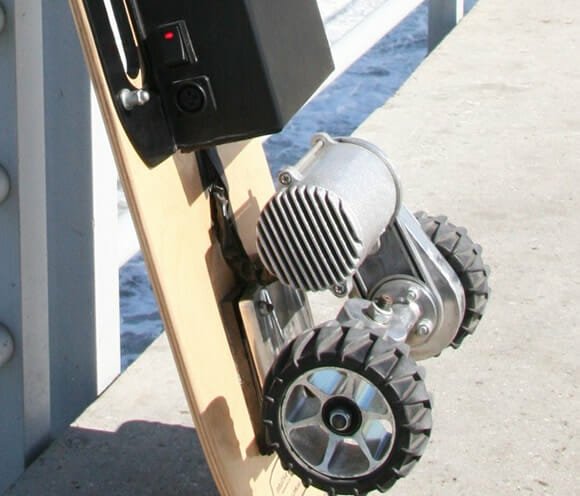 ZBoard: Skate elétrico off-road criado para skatistas preguiçosos