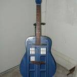 GuiTARDIS: O instrumento musical que todo fã de Doctor Who sonha ter!