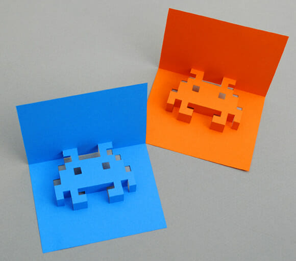 Cartões pop up dos Space Invaders