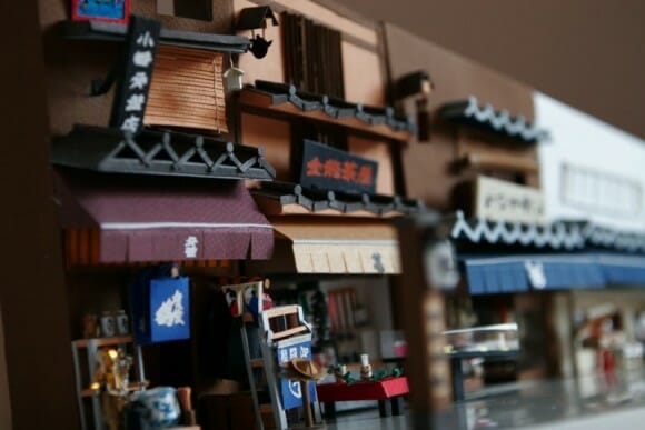Artista cria miniatura incrível de Tóquio feita de papel