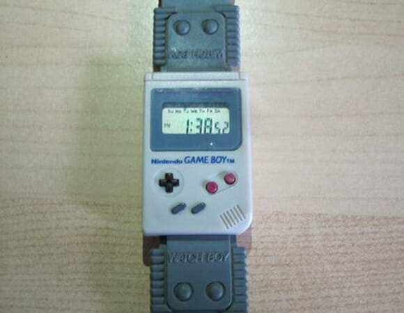 Relógio Game Boy é leiloado no eBay