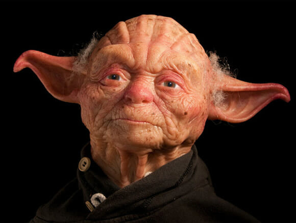 Escultura impressionante do mestre Yoda revela como ele seria se fosse um humano