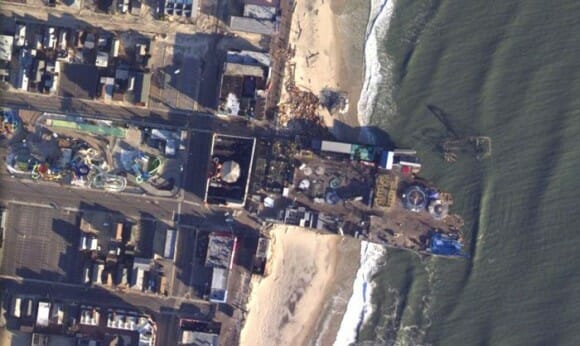 Imagens impressionantes de satélite revelam o "antes e depois" do furacão Sandy
