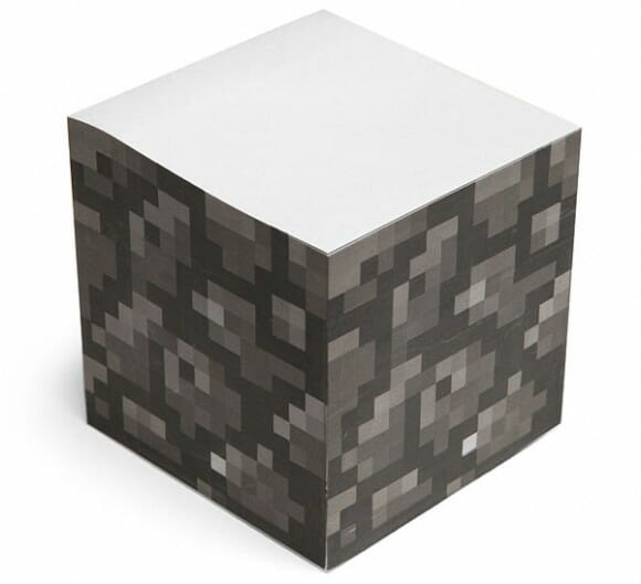 Bloco de notas pixelizado tem o formato de um bloco de pedra do game Minecraft