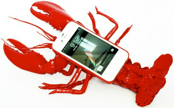 Capa para iPhone tem formato estranho e desajeitado de lagosta