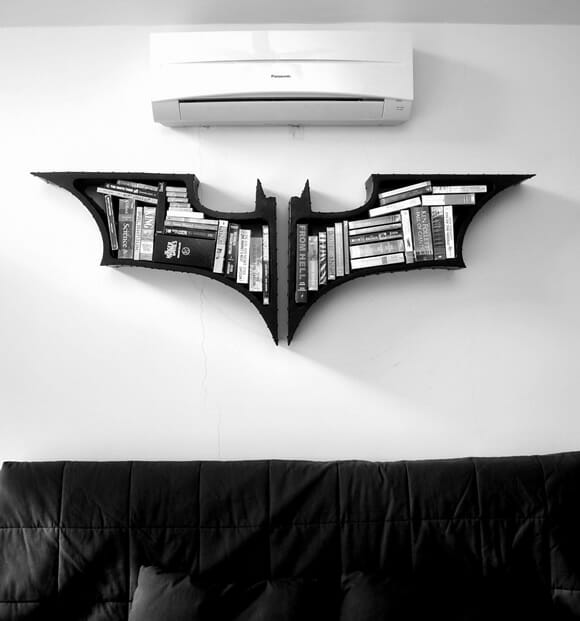 Estantes de livros do Batman para decorar a casa dos geeks