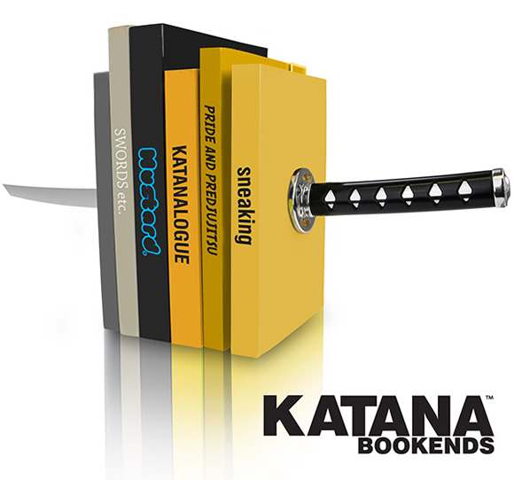 Decoração Ninja: Sua prateleira de livros nunca mais será a mesma com o porta-livros Katana!