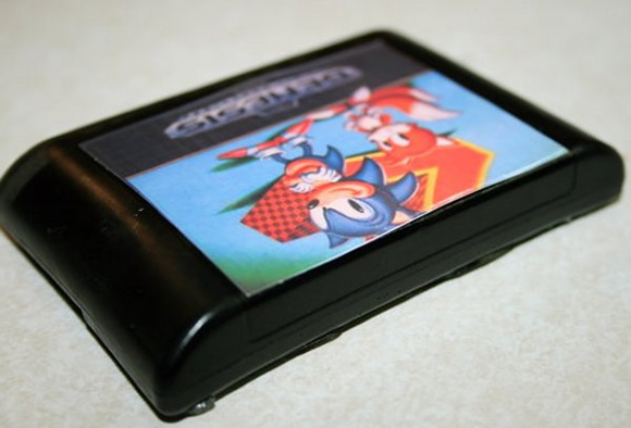 Sabonete em forma do cartucho do Sonic para Mega Drive