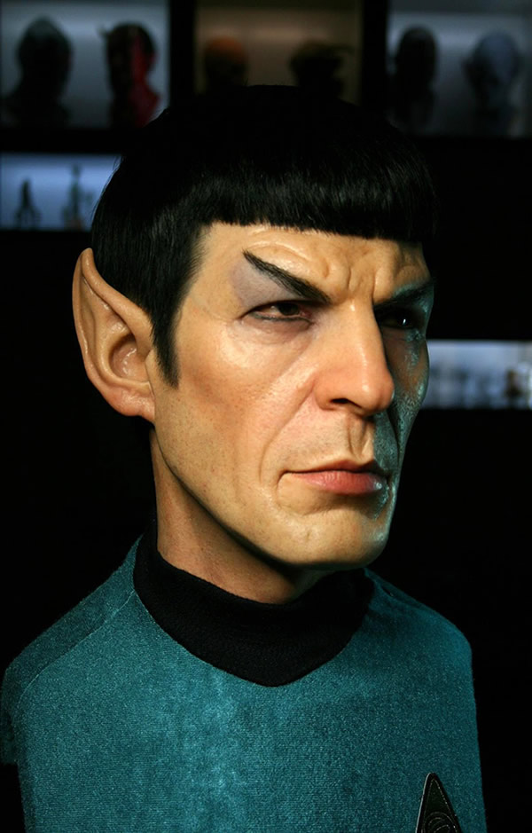 Com vocês, a escultura incrivelmente realista do Spock da série Star Trek!