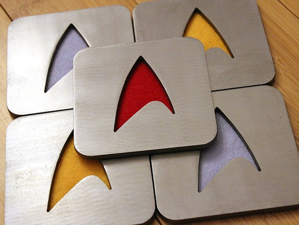 Porta-copos estilosos do Star Trek vem com a insignia da Frota Estelar