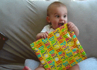21 Gifs mostram a reação de bebês experimentando coisas pela primeira vez