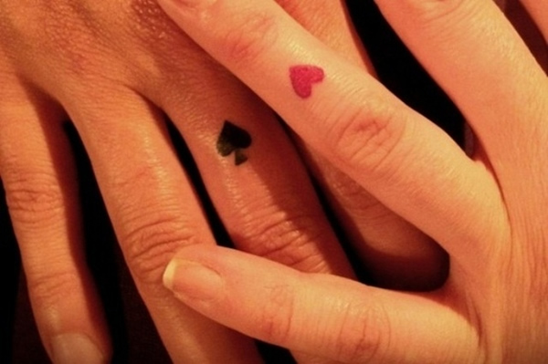 15 tatuagens superlegais simbolizando alianças de casais