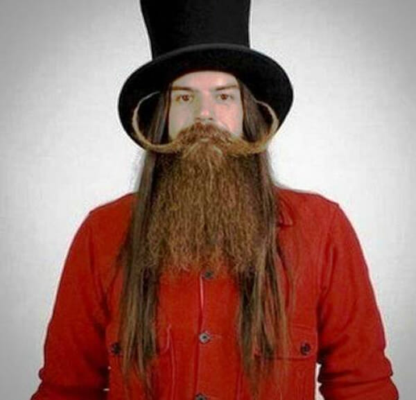 25 Penteados esquisitões feitos em barbas
