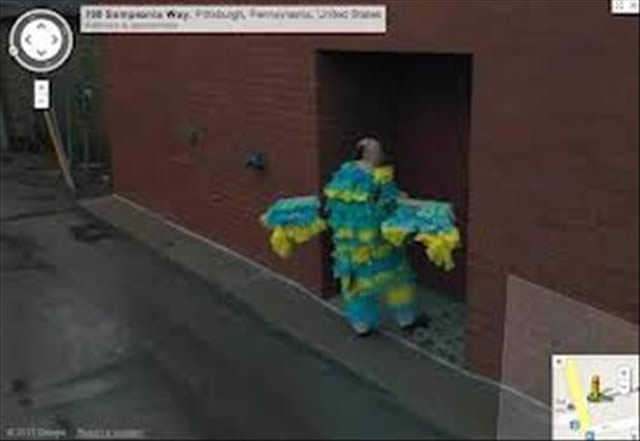 20 Fotos estranhas e engraçadas capturadas pelo Google Street View