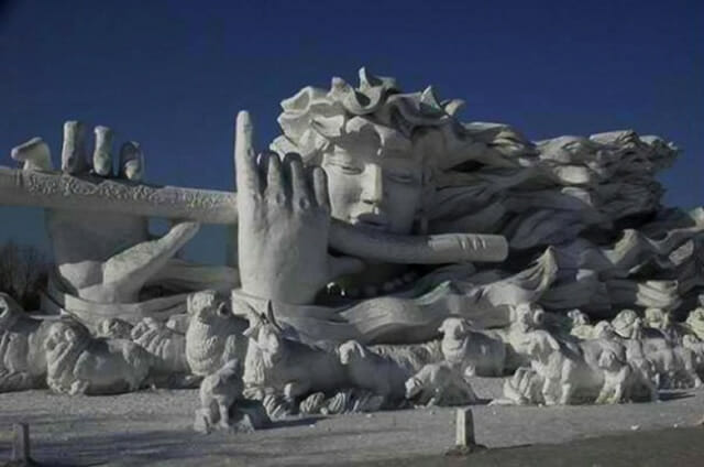 21 Esculturas sensacionais feitas de neve