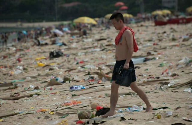 Mar de lixo: 16 Imagens chocantes mostram as condições das praias na China