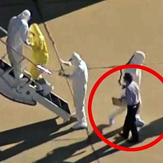 Todos tentam descobrir quem é o homem misterioso que teve contato com a paciente com Ebola nos EUA