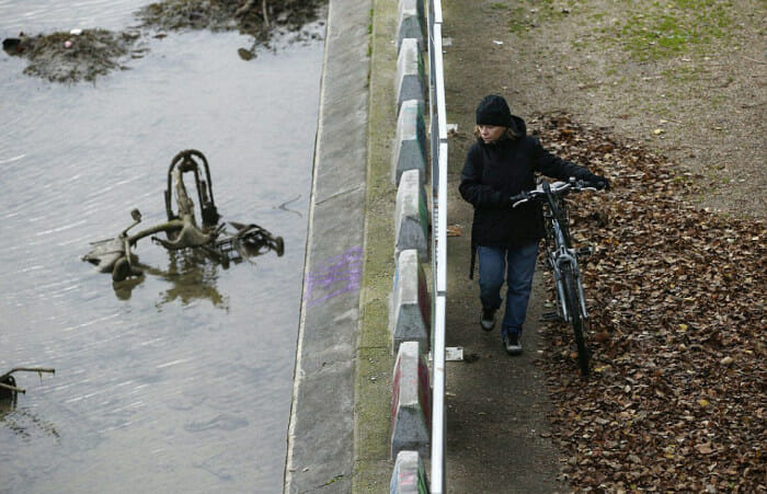 coisas-encontradas-canal-san-martin_16