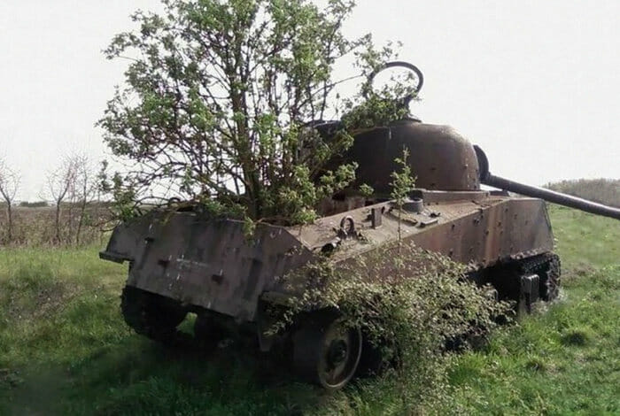tanques-de-guerra-abandonados_8