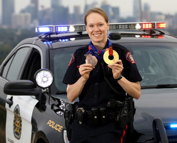 mulheres policiais lindas Canadá